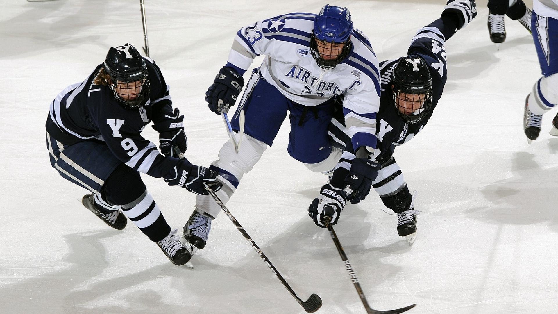 冰壶青少年体验联赛 孩子首次感受“冰上棋局”